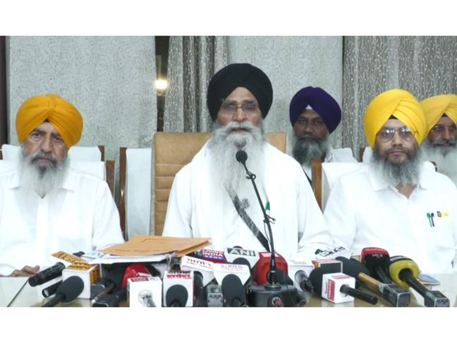 SGPC President Advocate Harjinder Singh Dhami addresses a press conference (Photo/ANI)