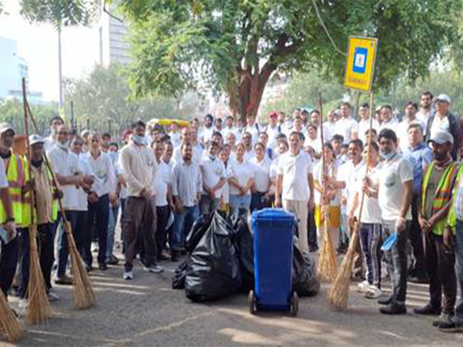 Panchayati Raj Ministry drives cleanliness campaign (Photo/PIB) Panchayati Raj Ministry drives cleanliness campaign (Photo/PIB)