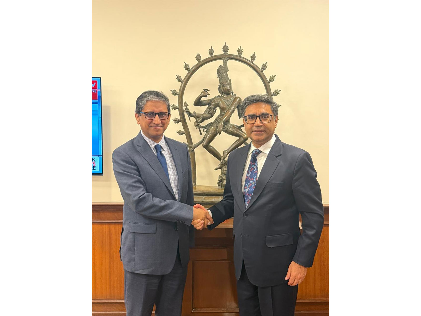 Bangladesh High Commissioner Riaz Hamidullah pays farwell call to Foreign Secretary Vikram Misri (Photo/X/@bdhc_delhi) Bangladesh High Commissioner Riaz Hamidullah pays farwell call to Foreign Secretary Vikram Misri (Photo/X/@bdhc_delhi)