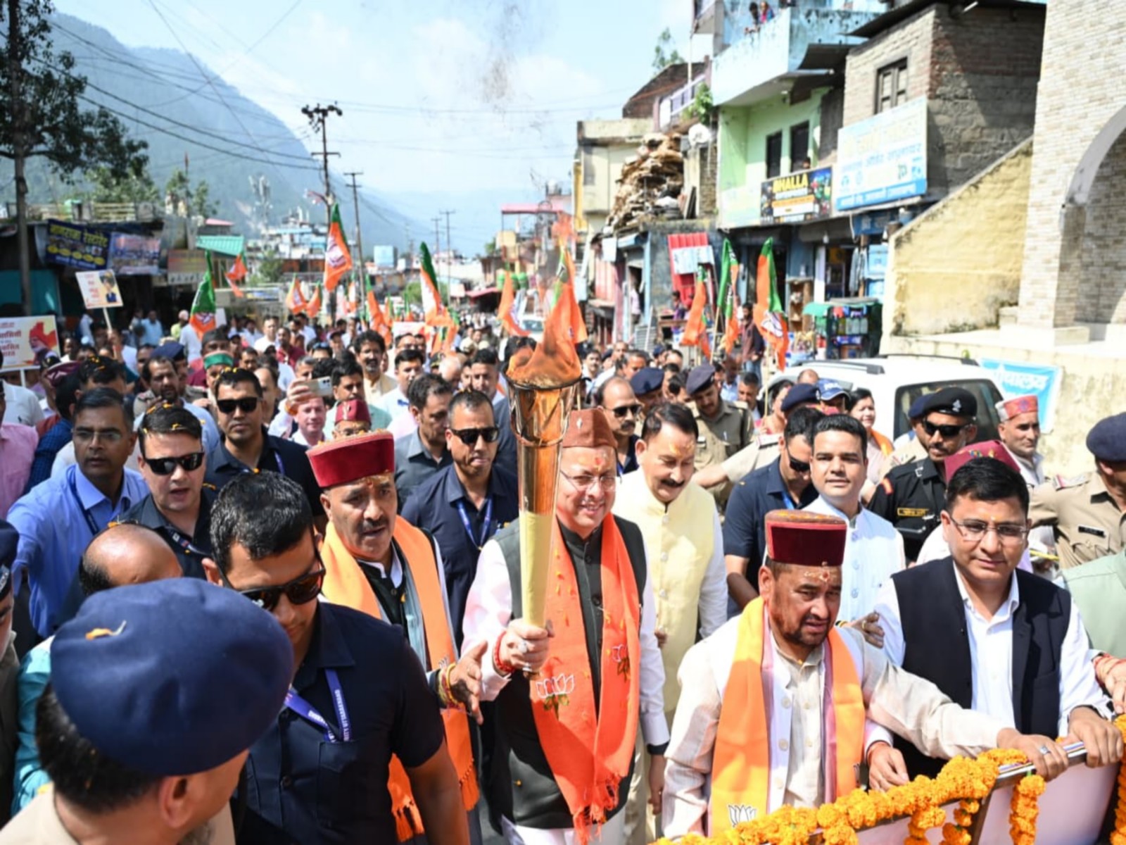 Uttarakhand Chief Minister Pushkar Singh Dhami on Wednesday offered prayers at the historic Shri Kashi Vishwanath Temple and Shakti Temple in Uttarkashi (Photo/ ANI)