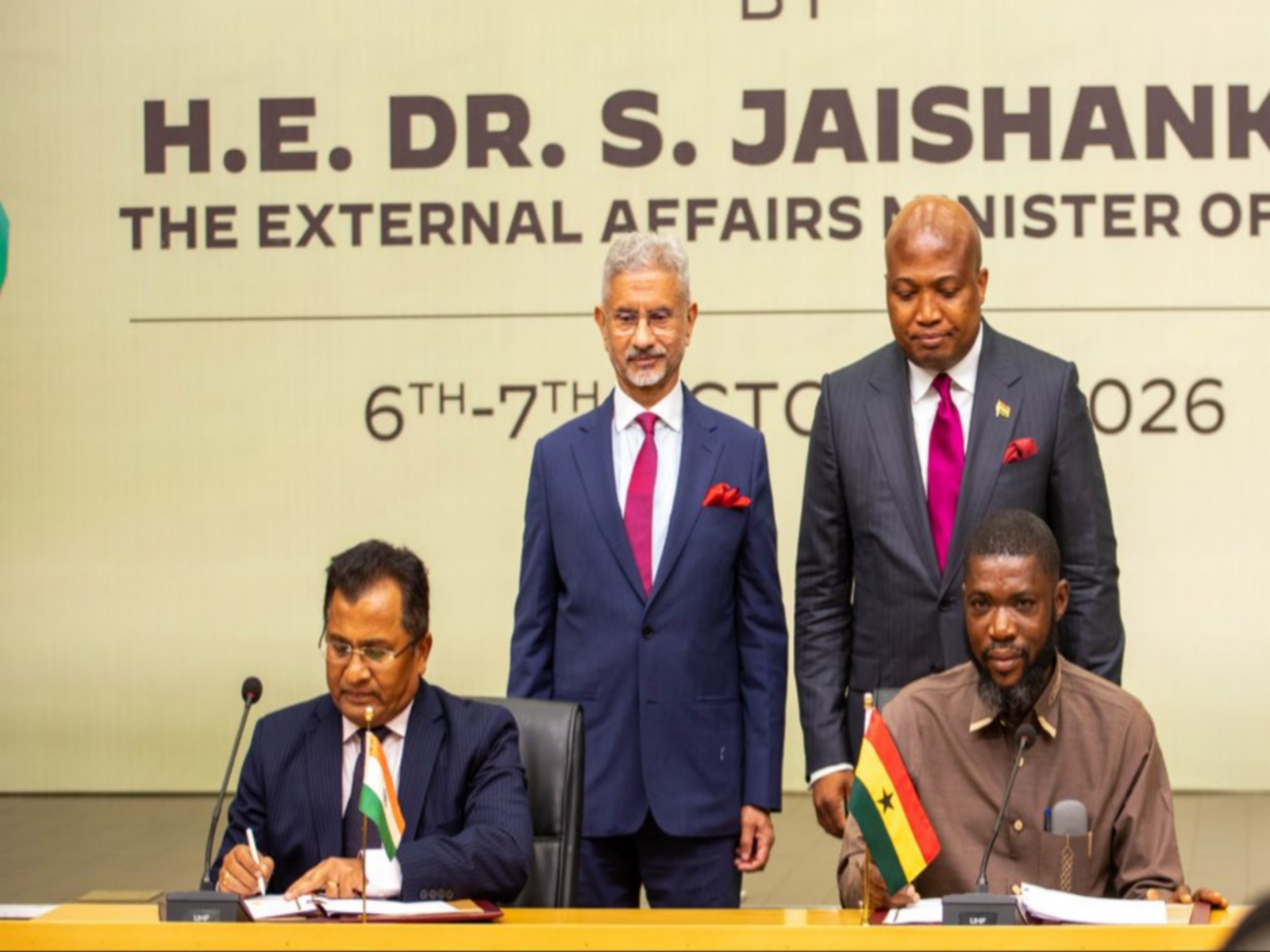   EAM Jaishankar and Ghana Foriegn Minister Sam Okudzeto Ablakwa witness exchange of MoU between the Indian Council of Agricultural Research, New Delhi, and CSIR-Crops Research Institute, Ghana for cooperation in Agricultural Research and Education (Photo/X/@DrSJaishankar)