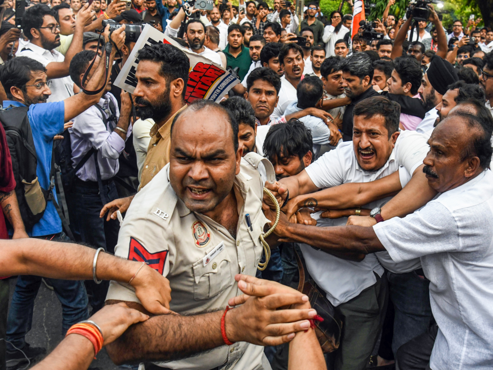 Scenes from Wednesday's protest by opposition parties (Photo/ANI) Scenes from Wednesday's protest by opposition parties (Photo/ANI)