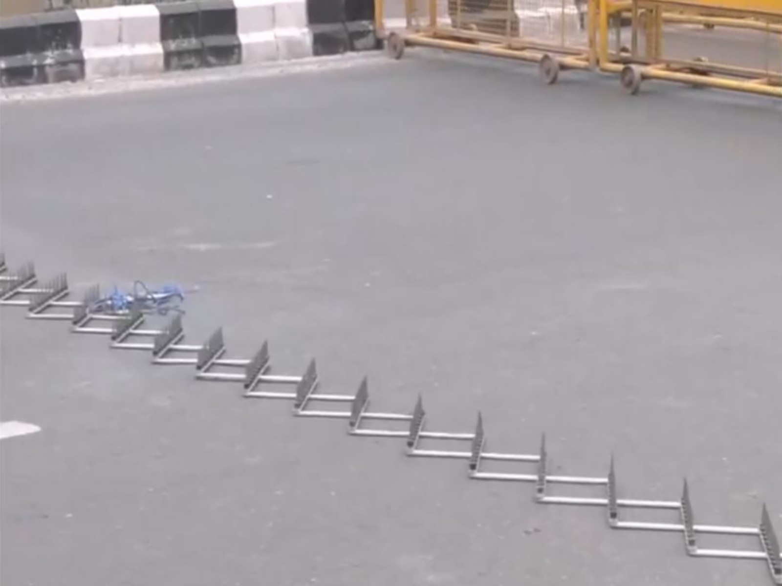 Spike strips installed around Mohan Estate area ahead of CJP protest (Photo/ANI) Spike strips installed around Mohan Estate area ahead of CJP protest (Photo/ANI)