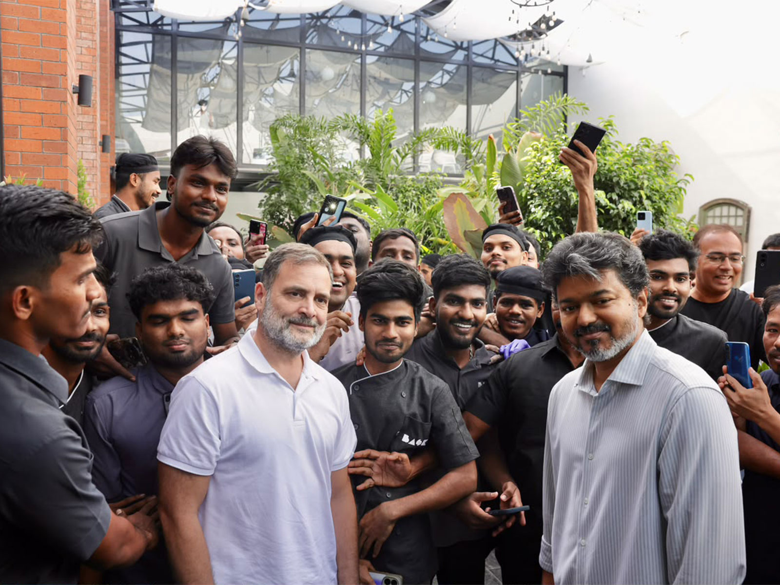 Congress leader Rahul Gandhi meets Tamil Nadu CM Vijay (Photo/TNDIPR)