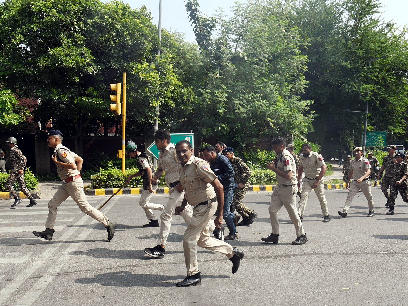 “Malicious intent”: Delhi Police refutes allegations over video showing personnel&hellip;
