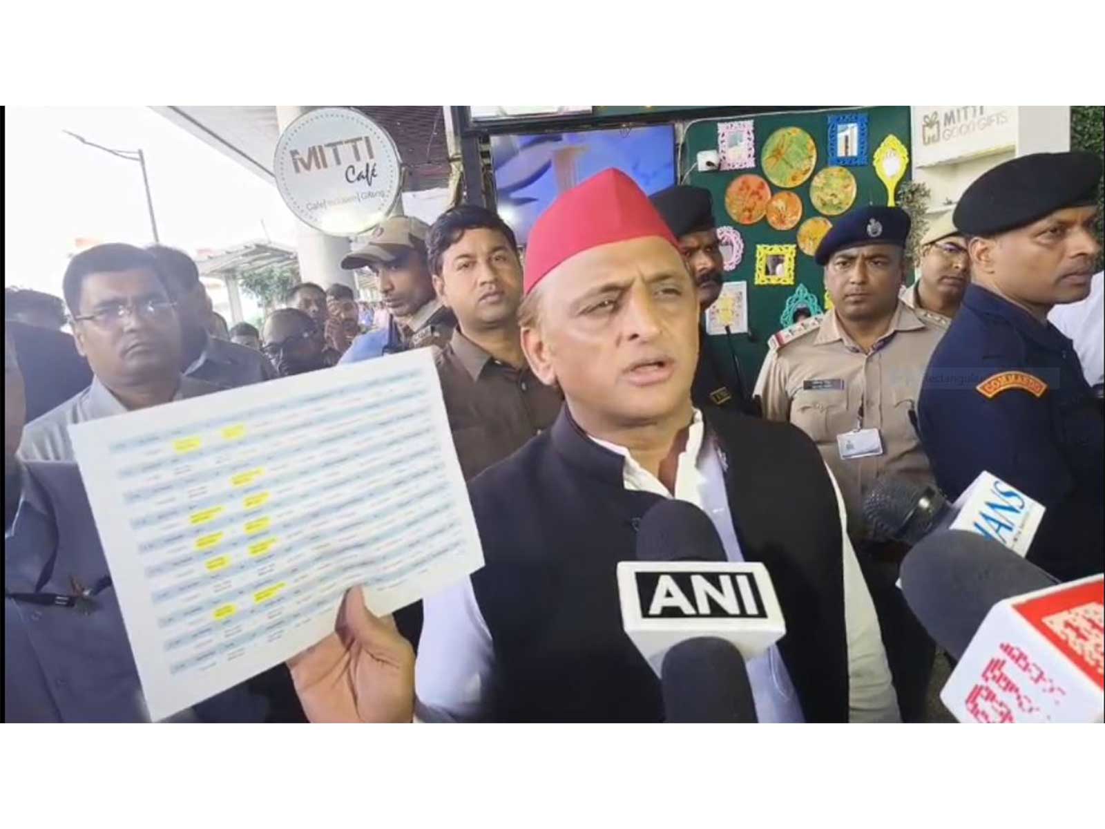 Samajwadi Party (SP) chief Akhilesh Yadav (Photo/ANI) Samajwadi Party (SP) chief Akhilesh Yadav (Photo/ANI)