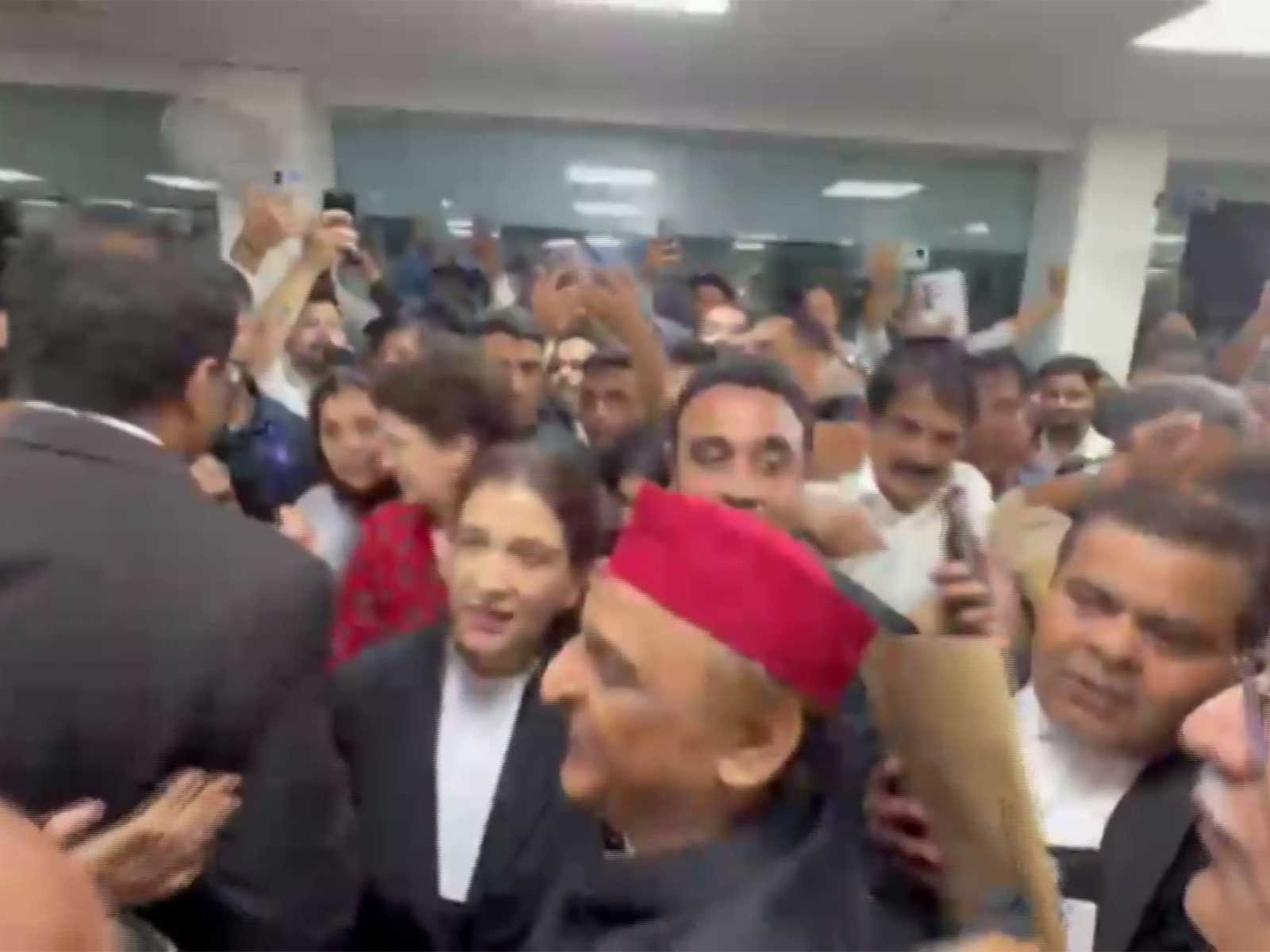 INDIA bloc leaders filing petition at Supreme Court (Photo/ANI) INDIA bloc leaders filing petition at Supreme Court (Photo/ANI)