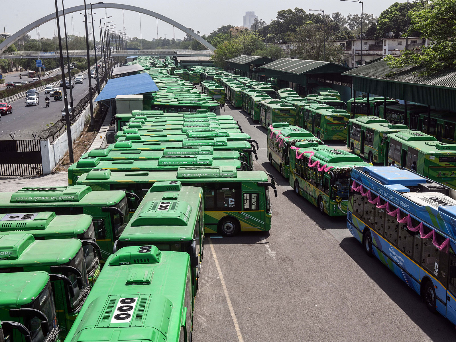 Delhi electric buses (File Photo/ANI)