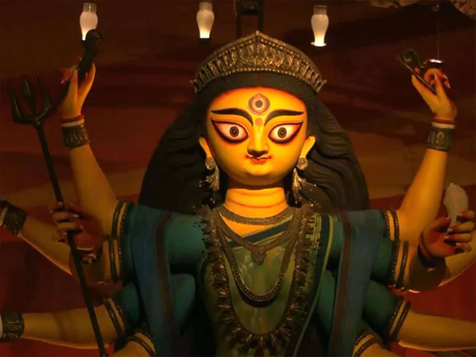 Kolkata's Rajdanga Naba Uday Sangha Durga Puja (Photo/ANI) Kolkata's Rajdanga Naba Uday Sangha Durga Puja (Photo/ANI)