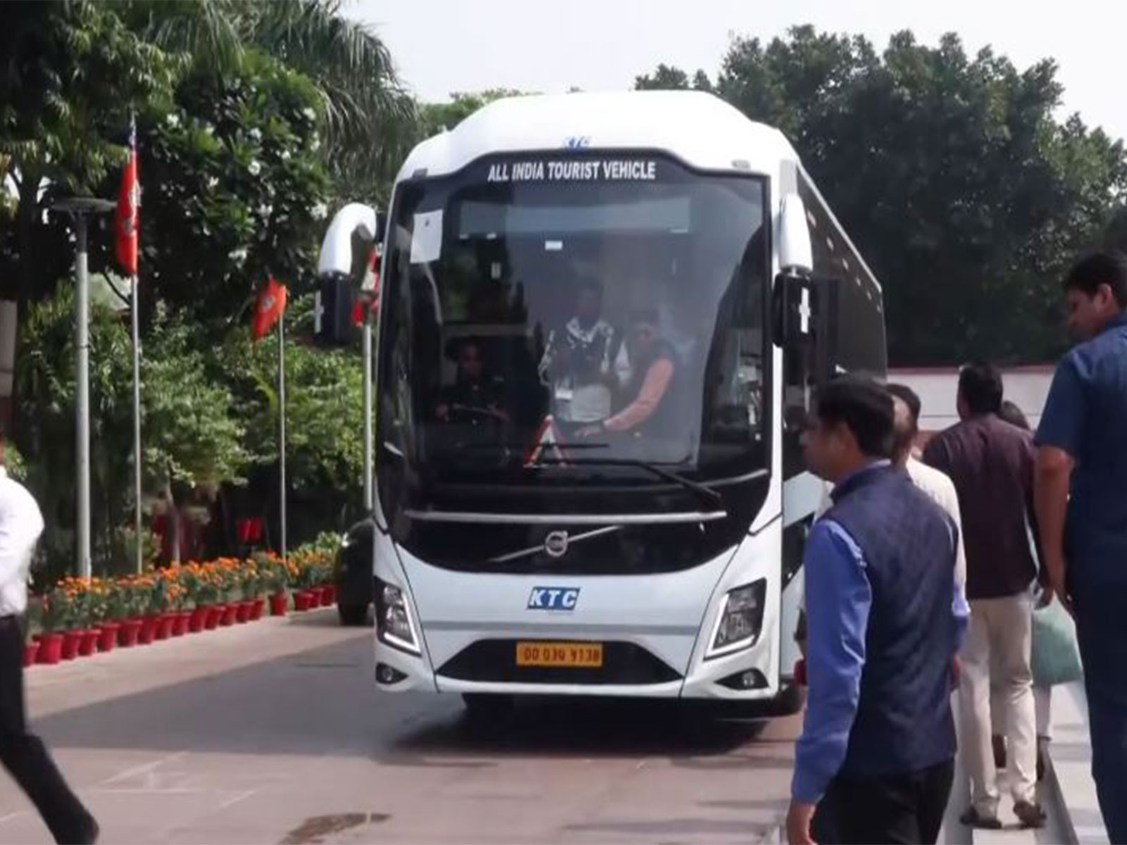 Bharatiya Janata Party (BJP) women delegation arrived to meet President Murmu (Photo/ANI)