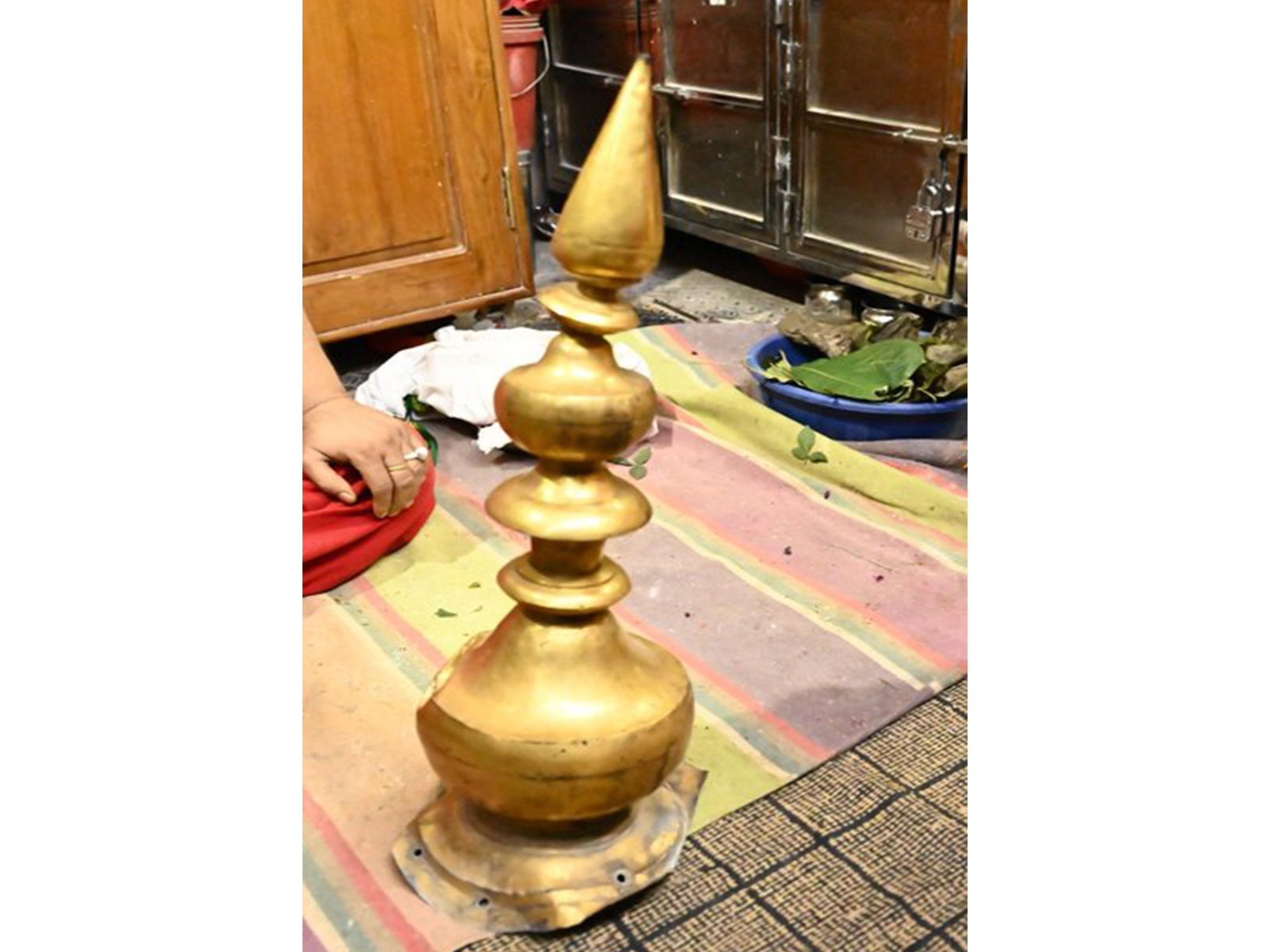 Shri Kashi Vishwanath Temple Trust clarifies that the damaged temple spire has been safely kept in the temple’s locker, dismissing reports of missing gold as baseless and misleading. IIT Madras experts are assisting with the spire’s conservation and repair. (Photo: Shri Kashi Vishwanath Temple Trust)