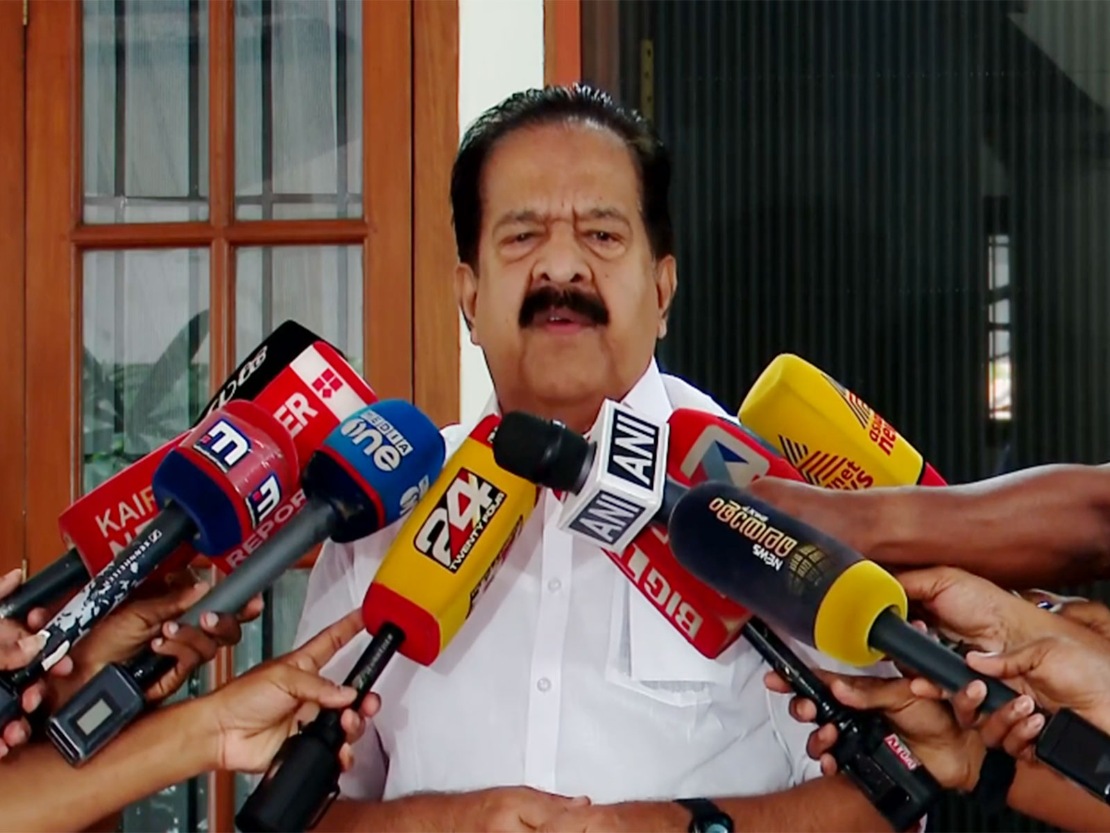 Keralam Home Minister Ramesh Chennithala (Photo: ANI)