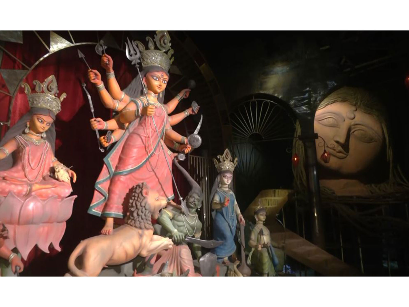 Kolkata's Durga Puja pandal (Photo/ANI) Kolkata's Durga Puja pandal (Photo/ANI)
