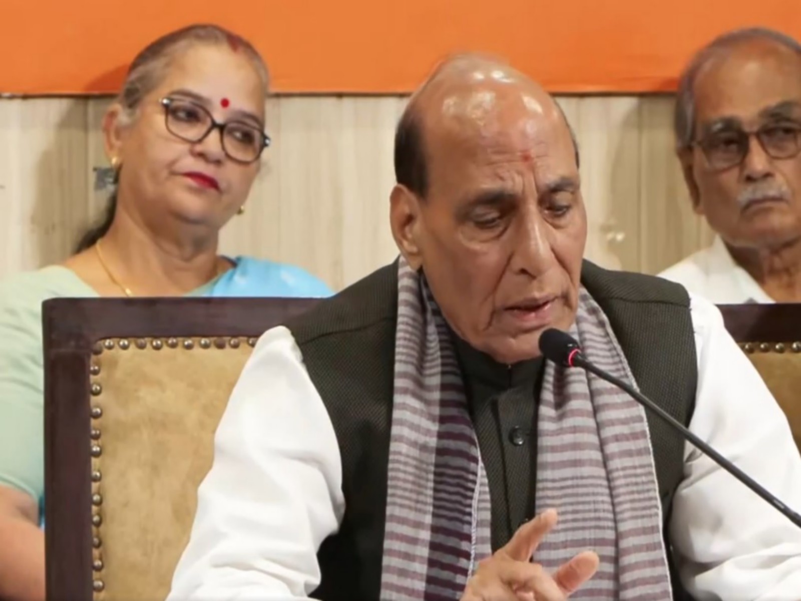 Defence Minister Rajnath Singh addresses press conference in Lucknow (Photo: ANI) Defence Minister Rajnath Singh addresses press conference in Lucknow (Photo: ANI)