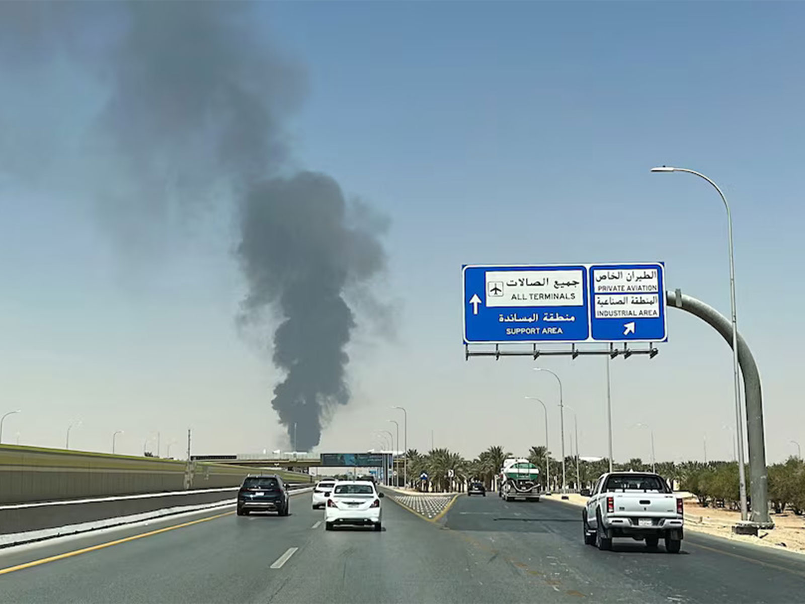 Large plume of black smoke rises from the fuel storage area at King Khalid International Airport, in Riyadh, Saudi Arabia. (Photo/Reuters)