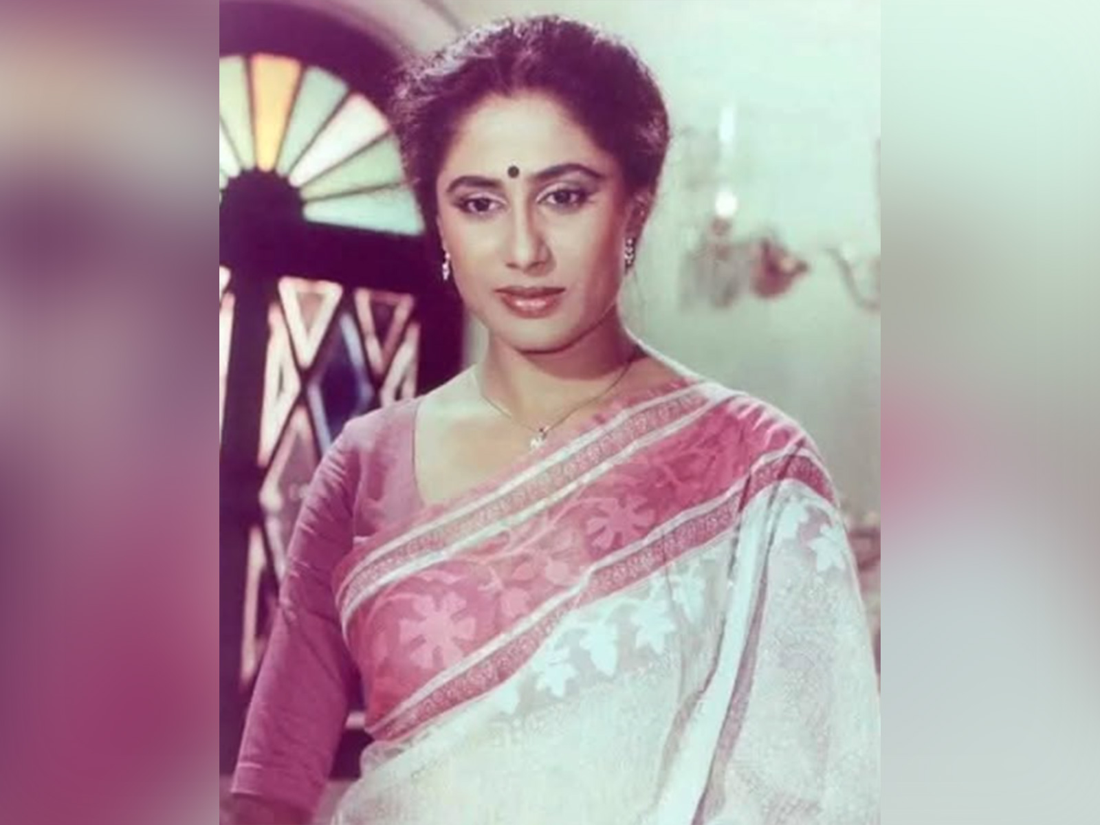 Late Smita Patil (Photo/instagram/rajbabbarmp) Late Smita Patil (Photo/instagram/rajbabbarmp)