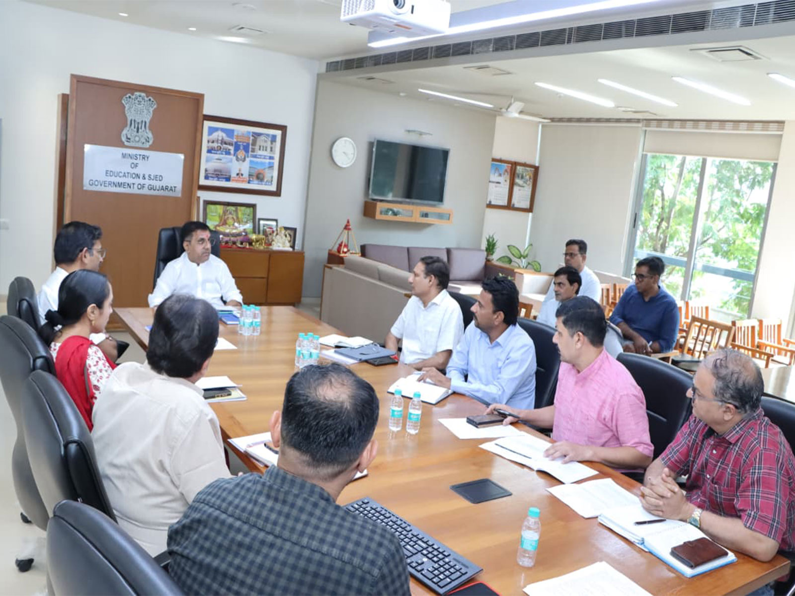 High-level meeting chaired by Education Minister Dr Pradyuman Vaja (Photo/GujaratCMO)