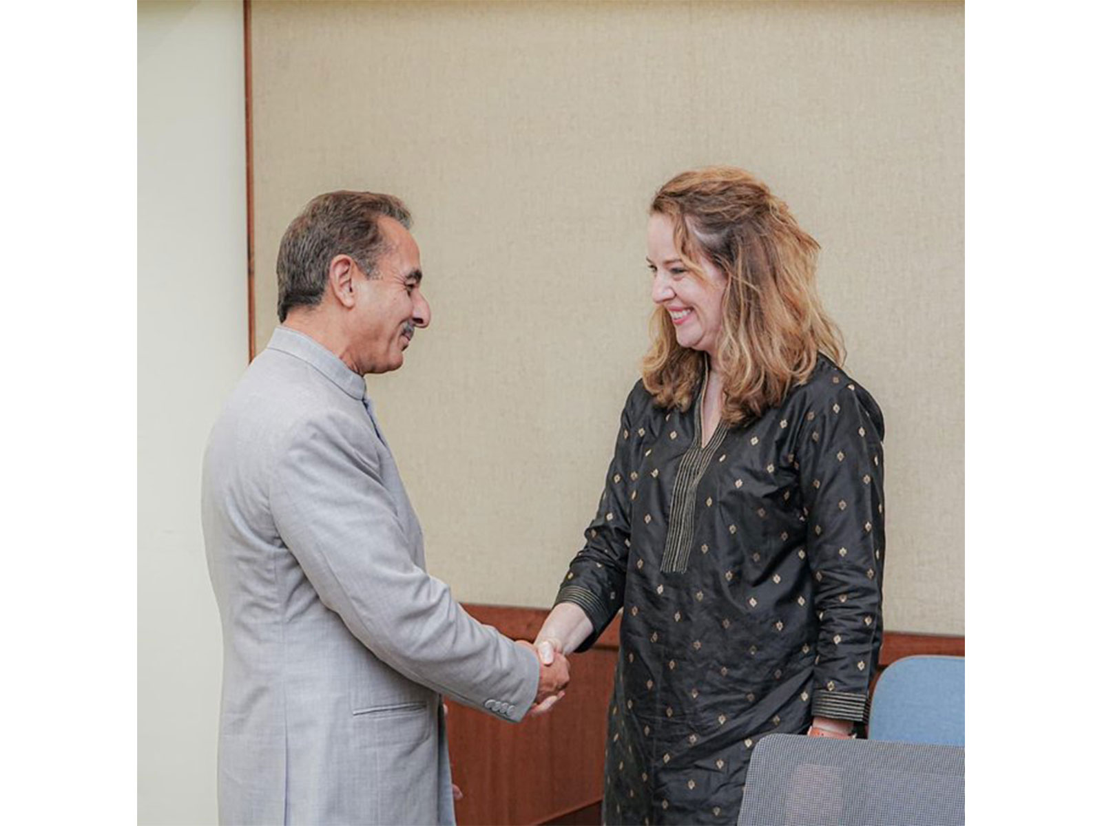Minister of State for External Affairs Kirti Vardhan Singh meets International Organisation for Migration Director General Amy Pope in New Delhi (Photo: X/@KVSinghMPGonda) Minister of State for External Affairs Kirti Vardhan Singh meets International Organisation for Migration Director General Amy Pope in New Delhi (Photo: X/@KVSinghMPGonda)