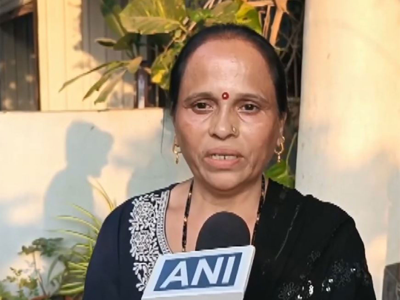 Anita Deepke, Abhijeet Dipke's mother (Photo/ANI) Anita Deepke, Abhijeet Dipke's mother (Photo/ANI)