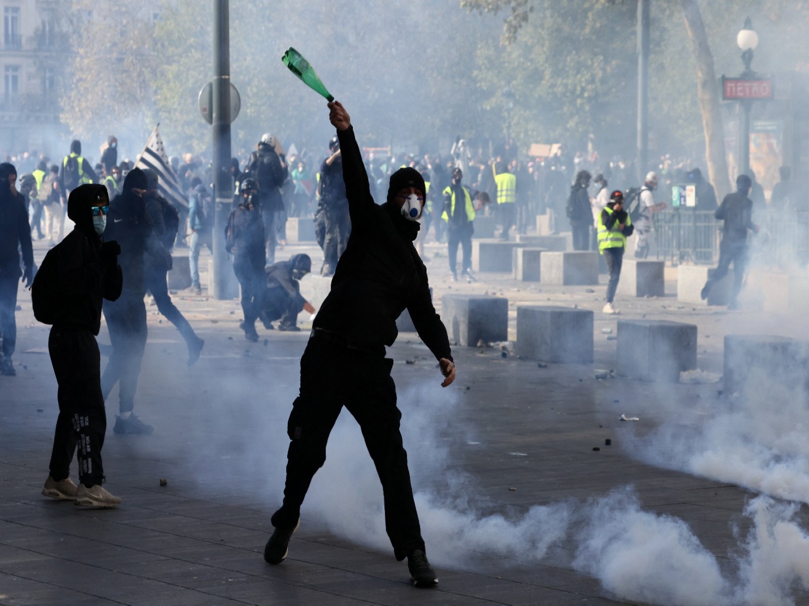 Protests in France (Photo/Reuters)