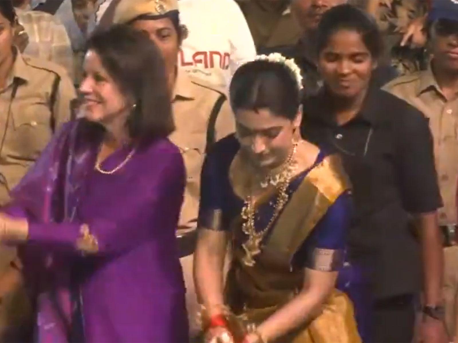 Vijay Deverakonda, Rashmika Mandanna participate in grand Saddula Bathukamma celebrations (Photo/ANI) Vijay Deverakonda, Rashmika Mandanna participate in grand Saddula Bathukamma celebrations (Photo/ANI)