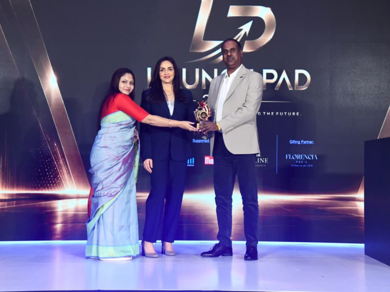 Prakash Ghosh and Mompy Roy Gupta receive Excellence Award for LMET International School Prakash Ghosh and Mompy Roy Gupta receive Excellence Award for LMET International School