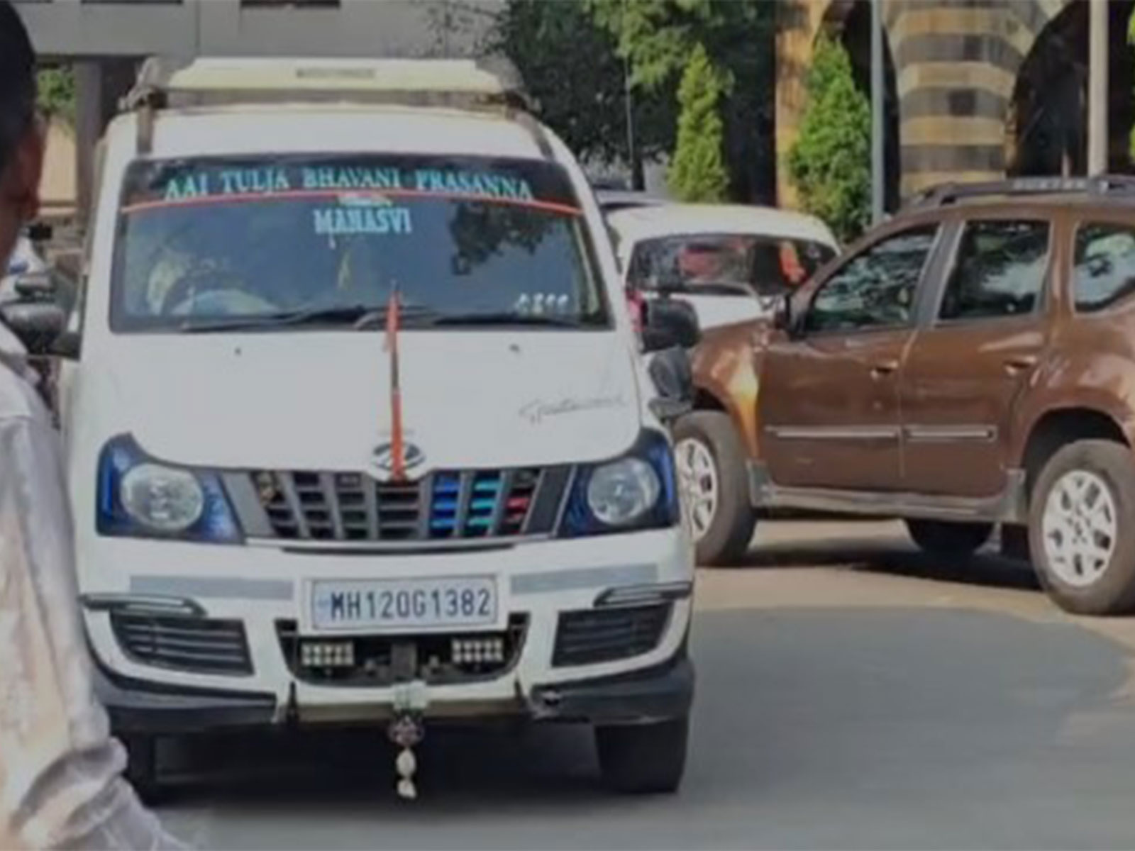 The police leave for Lucknow with accused (Photo/ANI)