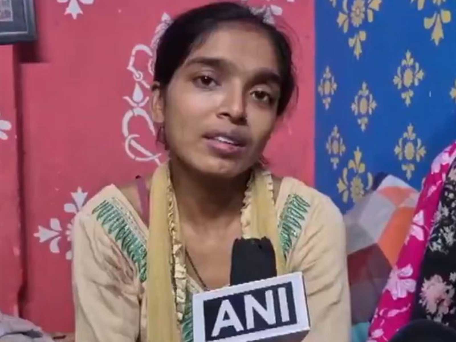 Pooja, sister of the deceased Gudiya (Photo/ANI)