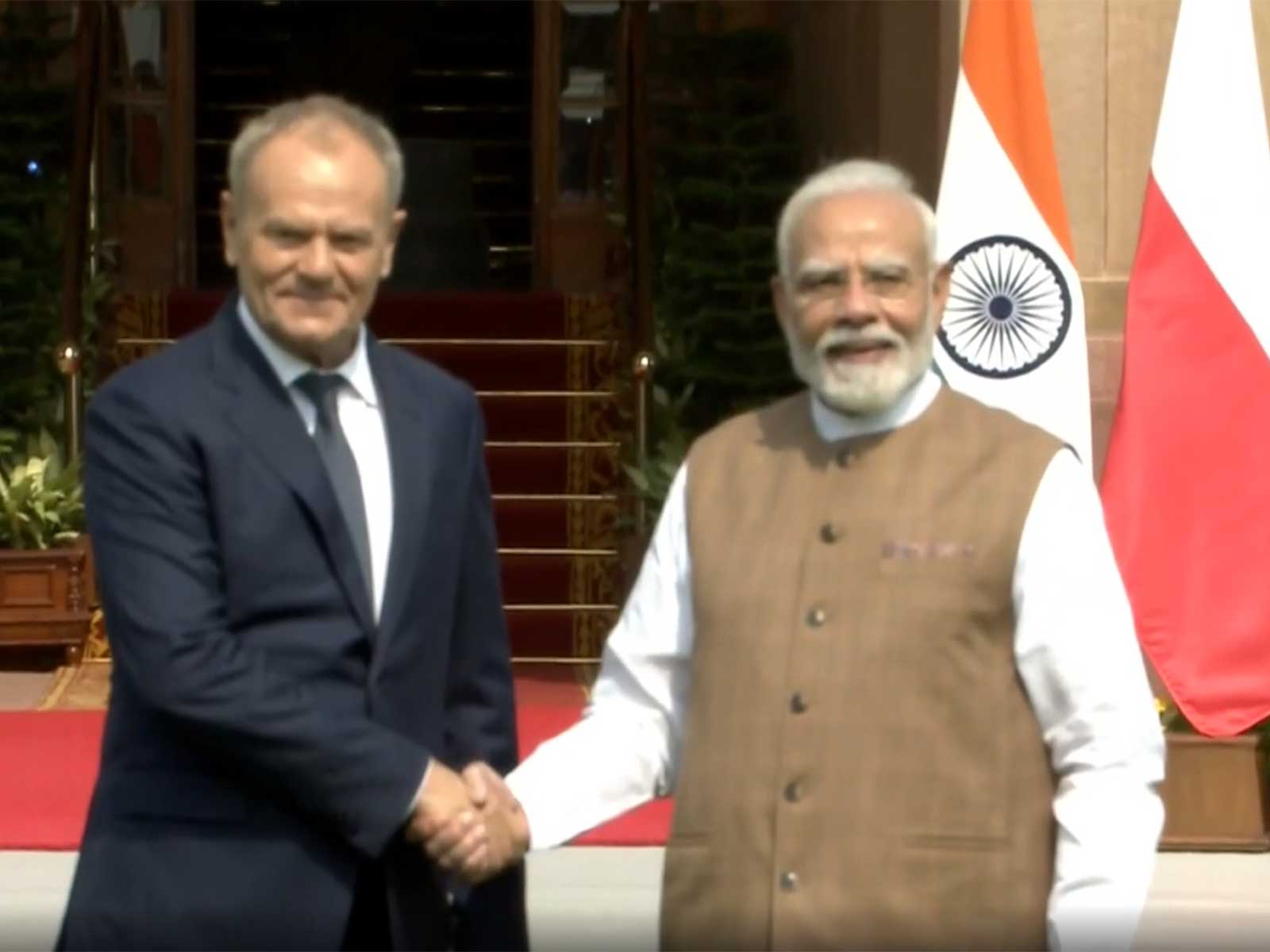 Polish PM Donald Tusk, PM Modi at Hyderabad House in New Delhi (Photo/ANI)