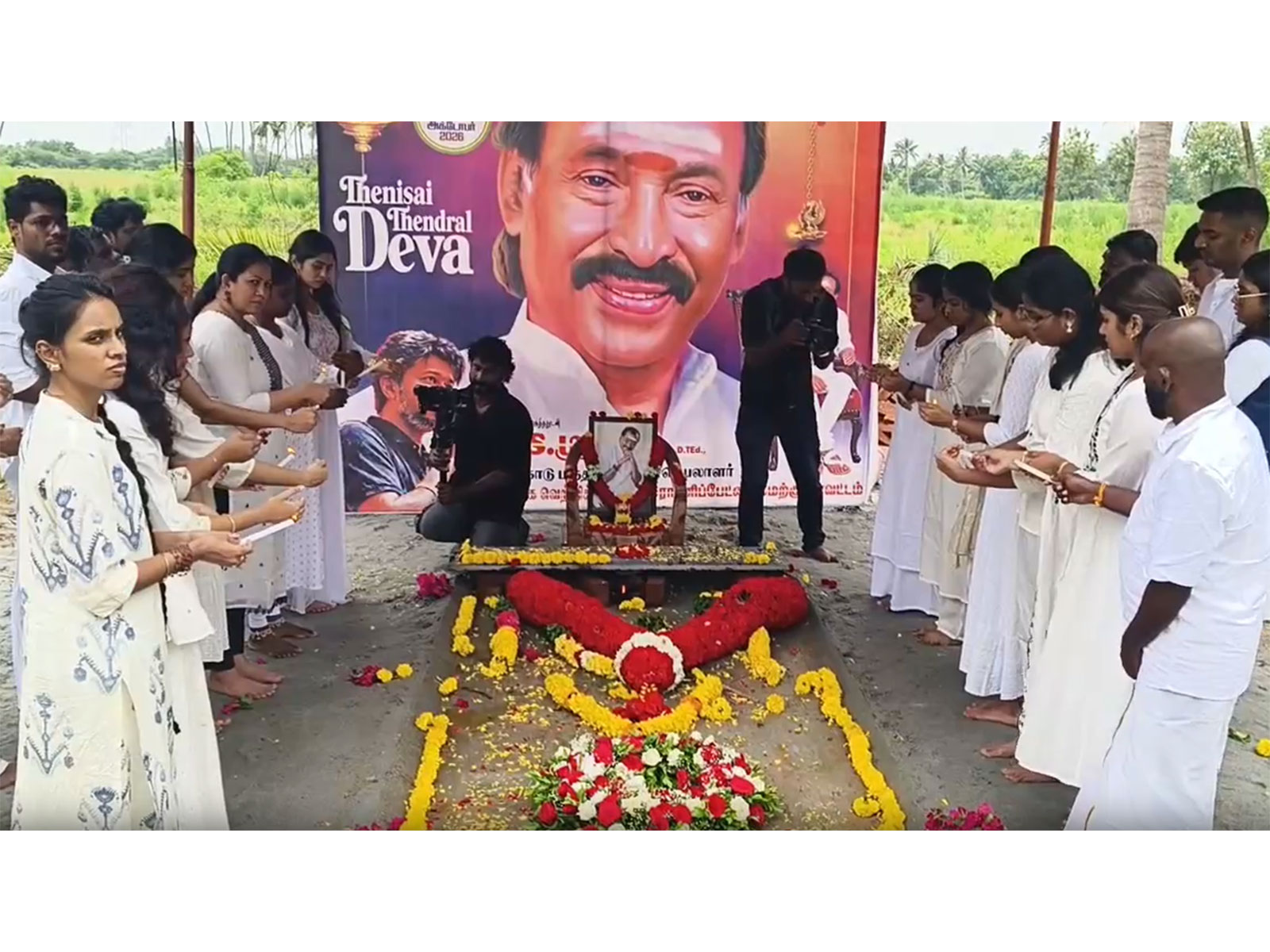 Singers paying their last respects to music composer Deva in Ranipet (Photo/ANI) Singers paying their last respects to music composer Deva in Ranipet (Photo/ANI)