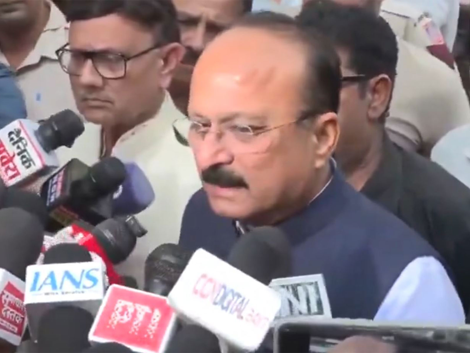 Delhi Education Minister Ashish Sood visits Government Sarvodaya Kanya Vidyalaya in Krishna Nagar (Photo/ ANI)