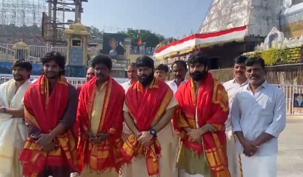 Aadi Saikumar, Ashwin Babu and music director S Thaman offer prayers at Tirumala temple