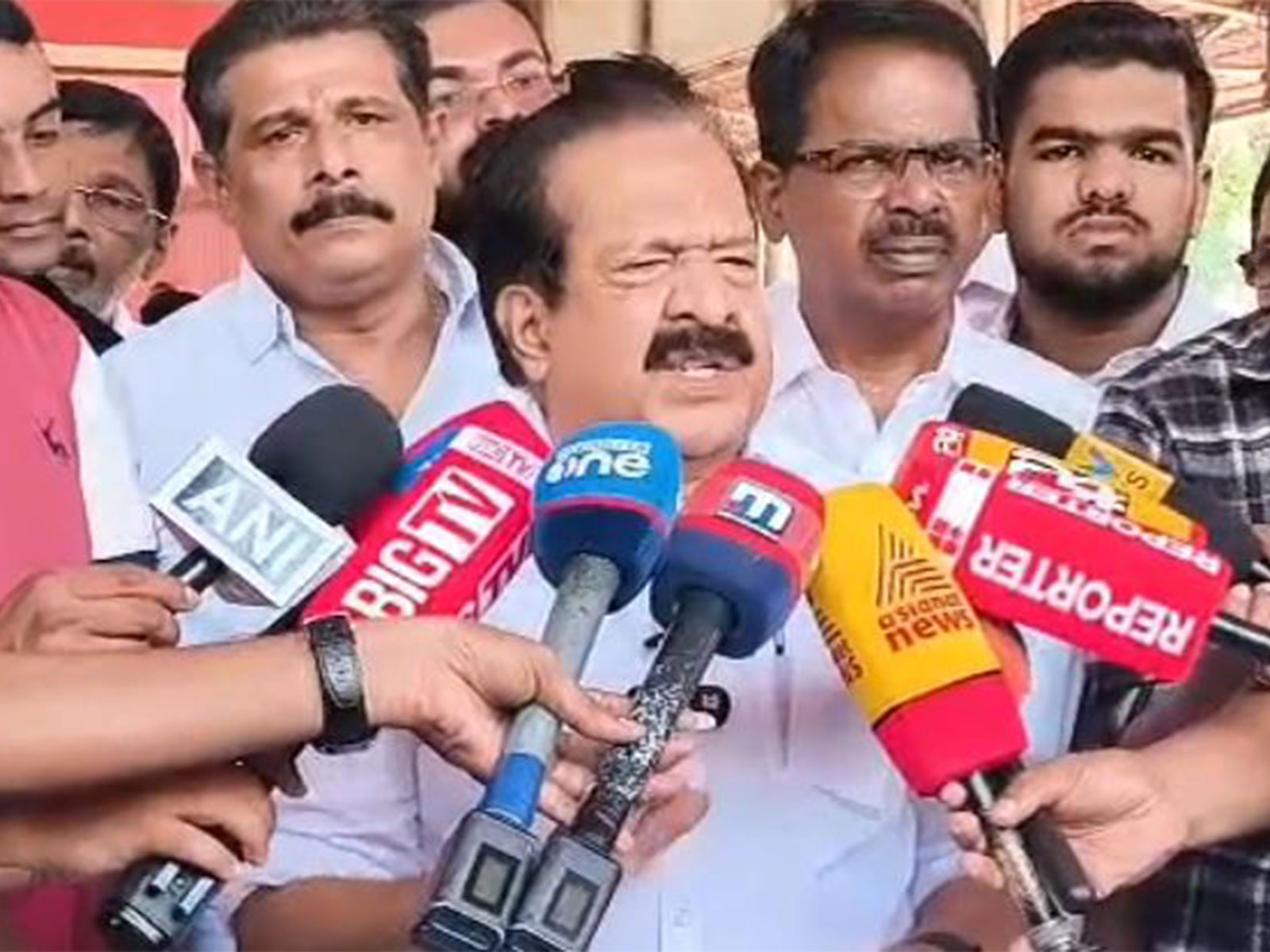 Keralam Home Minister Ramesh Chennithala (Photo/ANI) Keralam Home Minister Ramesh Chennithala (Photo/ANI)